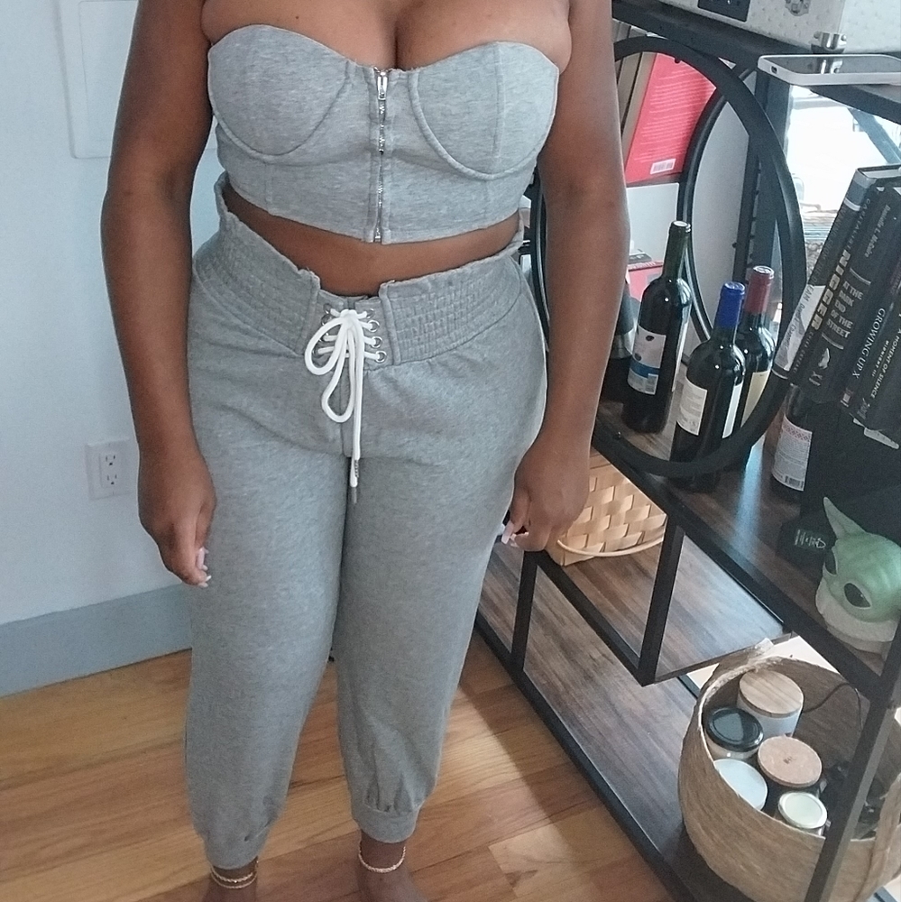 "Jumpoff" Grey sweat outfit